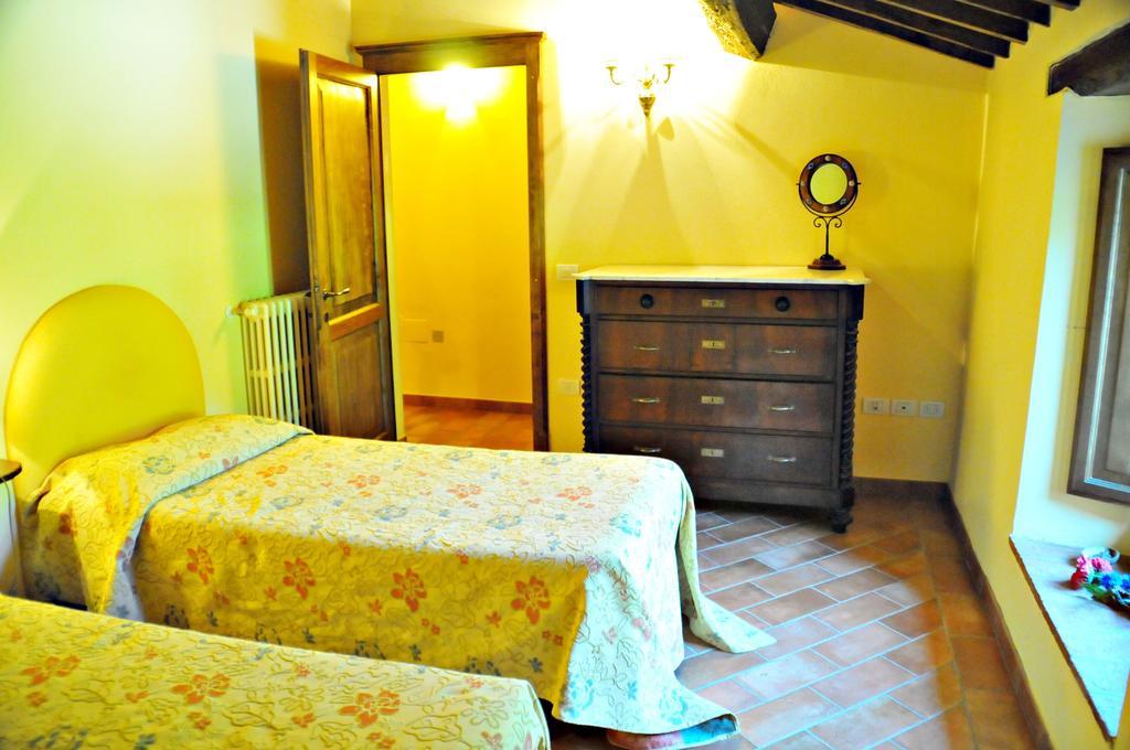 מראדי Agriturismo Popolano Di Sotto חדר תמונה